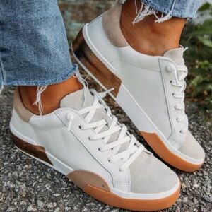 Dolce Vita Womens Harryson Sneakers White Shoes Size 9 Retail $125